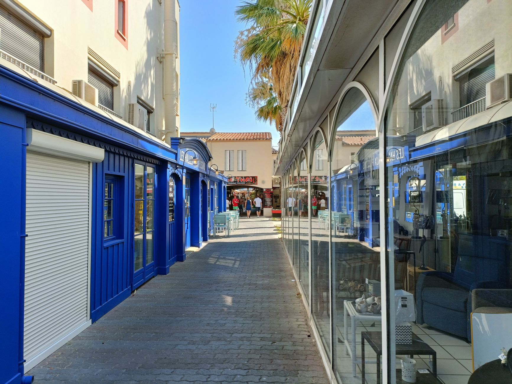 Agence immobilière commerciale équipe à Mamoudzou